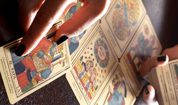 Чем опасны таро